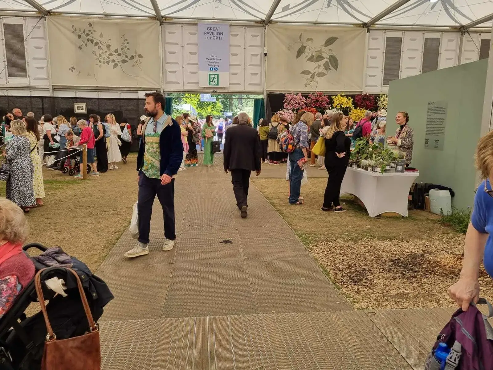 Essential Walkways for Outdoor Event Planning